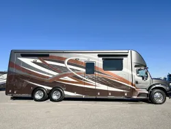 2023 Newmar Supreme Aire 4061 | Thumbnail Photo 3 of 35