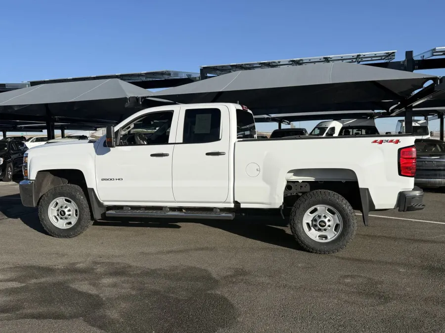 2019 Chevrolet Silverado 2500HD Work Truck | Photo 2 of 16