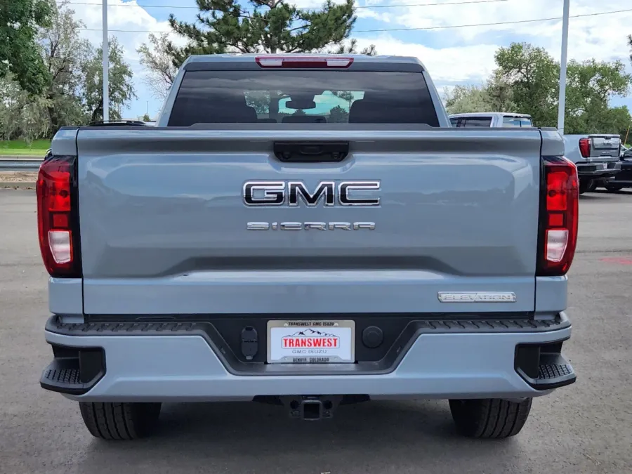 2024 GMC Sierra 1500 Elevation | Photo 11 of 25