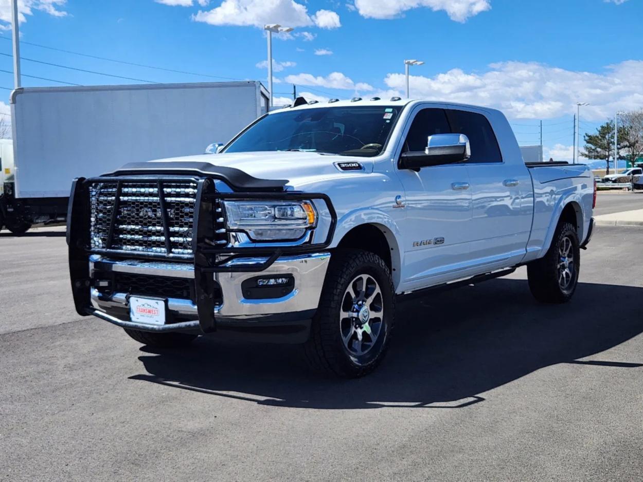 2021 RAM 3500 Longhorn | Photo 3 of 32