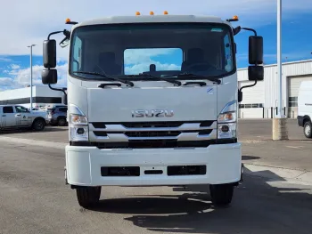 2025 Isuzu FTR 212 WHEELBASE