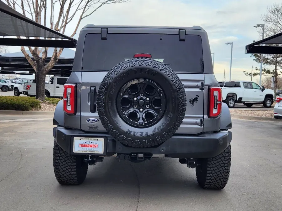 2023 Ford Bronco Wildtrak | Photo 13 of 29