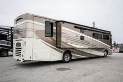 2019 Winnebago Forza 38W | Thumbnail Photo 9 of 28