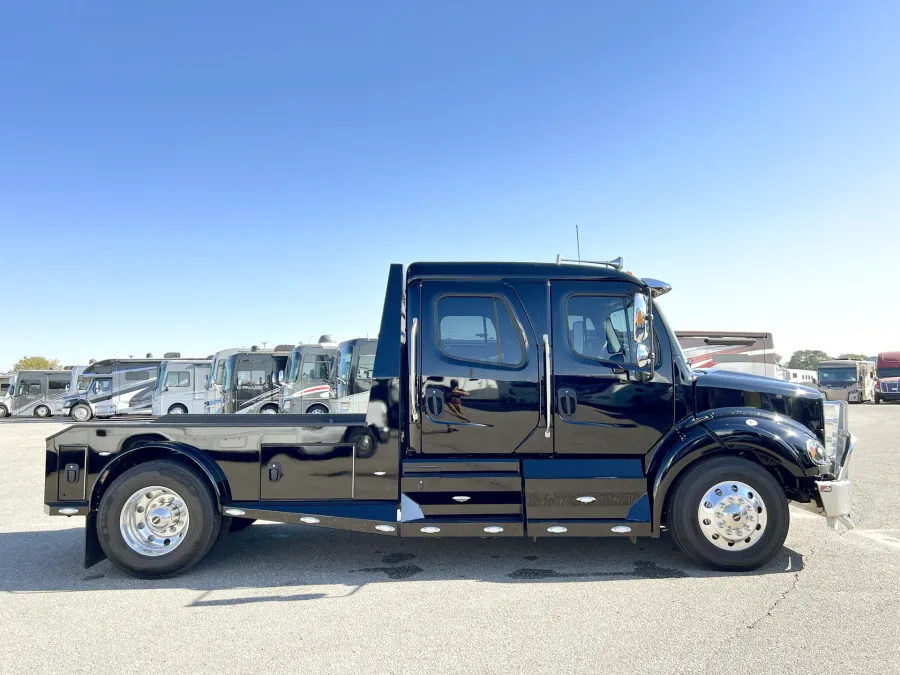 2023 Freightliner M2 112 SUMMIT HAULER | Photo 18 of 23