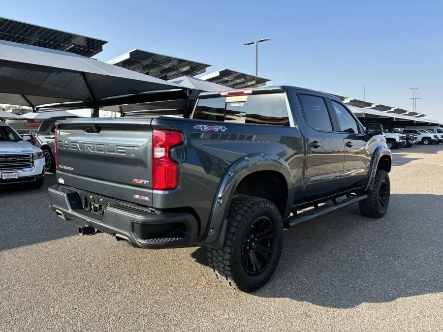 2021 Chevrolet Silverado 1500 RST | Photo 4 of 23