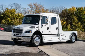 2023 Freightliner M2 106 Western Hauler