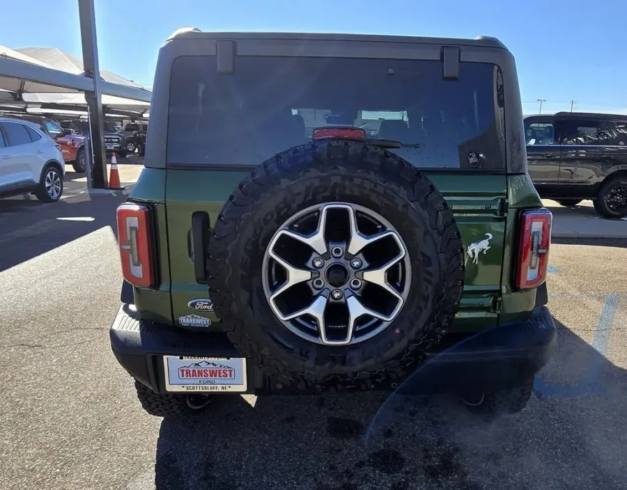 2024 Ford Bronco | Photo 7 of 29