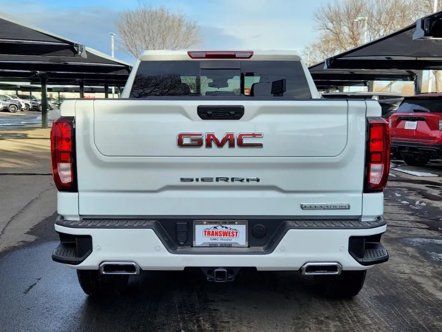 2025 GMC Sierra 1500 Elevation | Photo 12 of 33