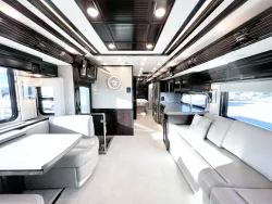 2023 Newmar Supreme Aire 4061 | Thumbnail Photo 4 of 35