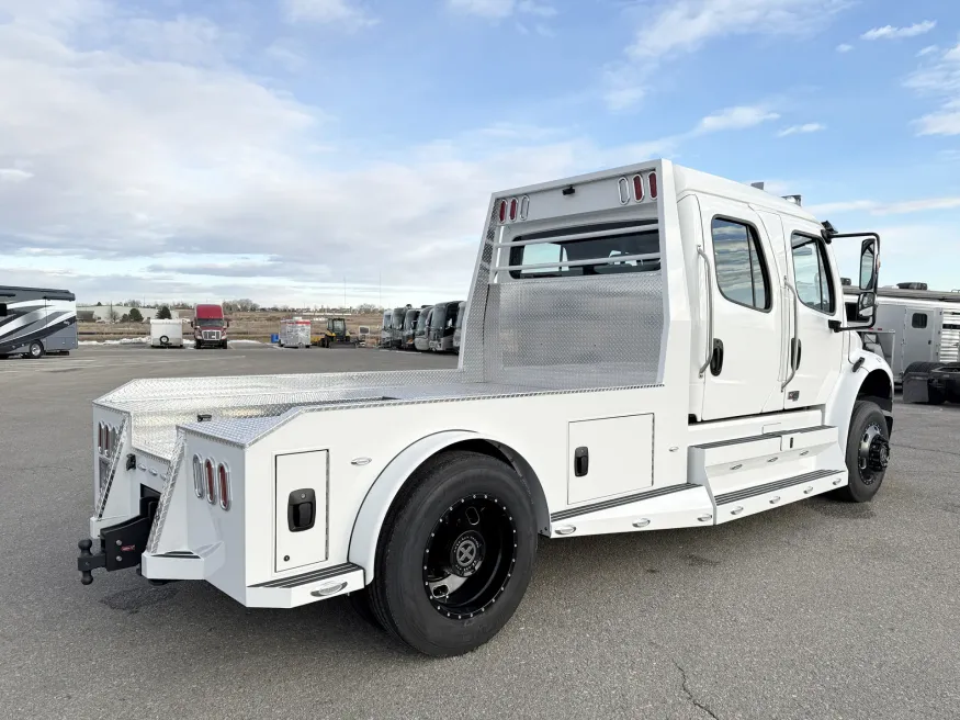 2024 Freightliner M2 106 Plus Summit Hauler | Photo 17 of 24