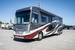 2017 Newmar Dutch Star 4054 | Thumbnail Photo 6 of 11