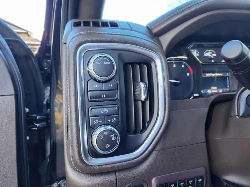 2023 GMC Sierra 3500HD SLE | Photo 6 of 31