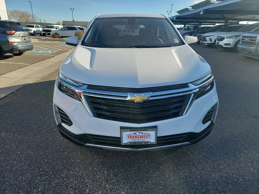 2024 Chevrolet Equinox LT | Photo 9 of 18