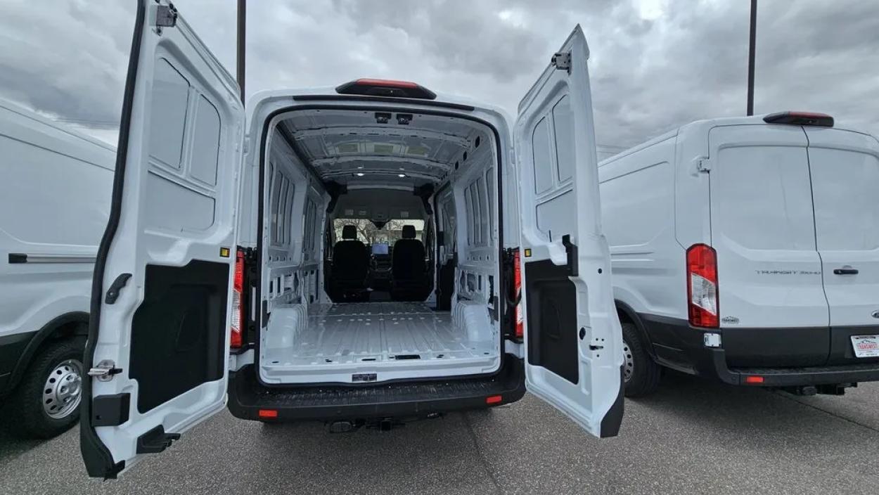 2023 Ford Transit-350 | Photo 6 of 19