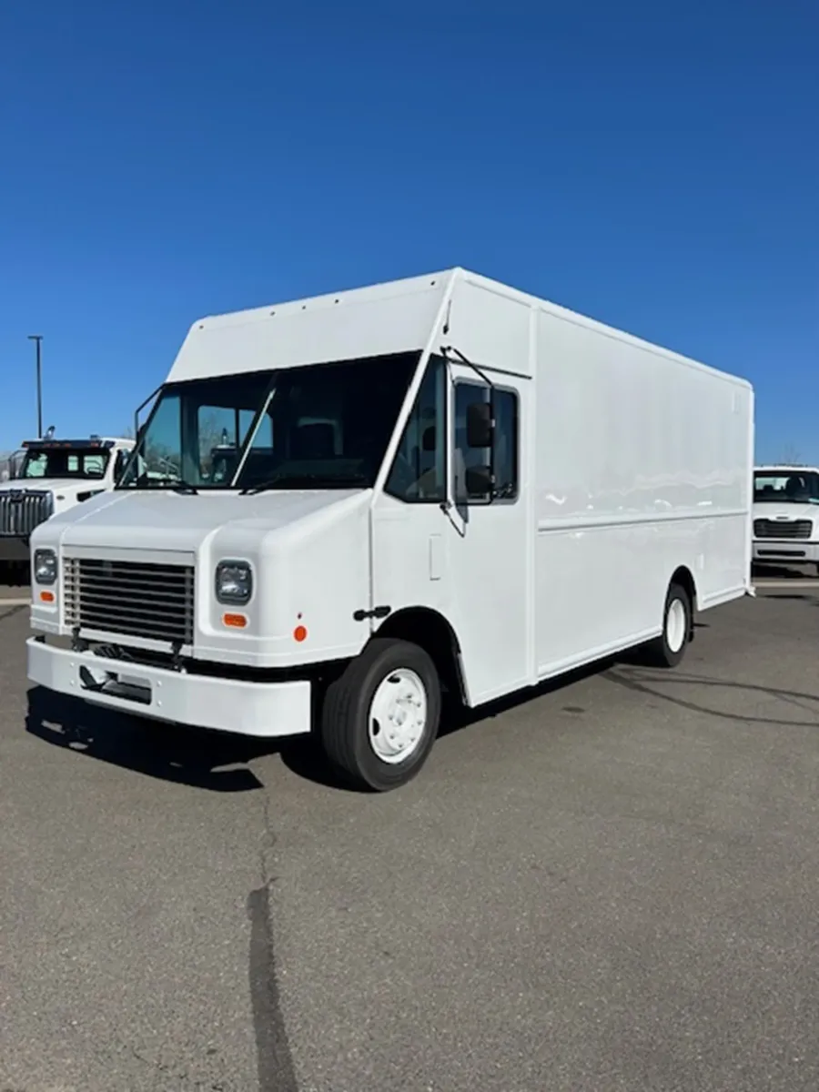 2023 Freightliner MT45G | Photo 5 of 19