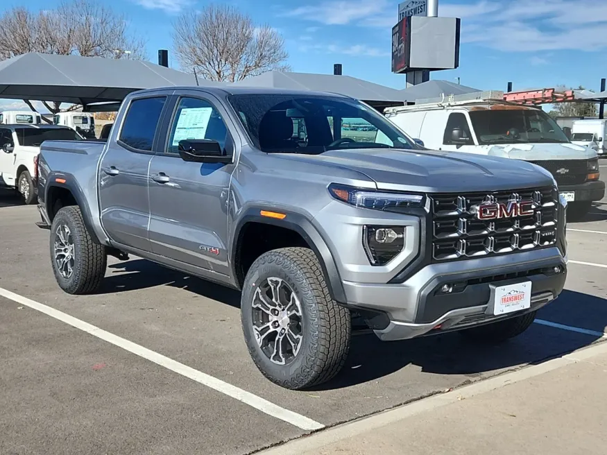 2024 GMC Canyon 4WD AT4 | Photo 2 of 3