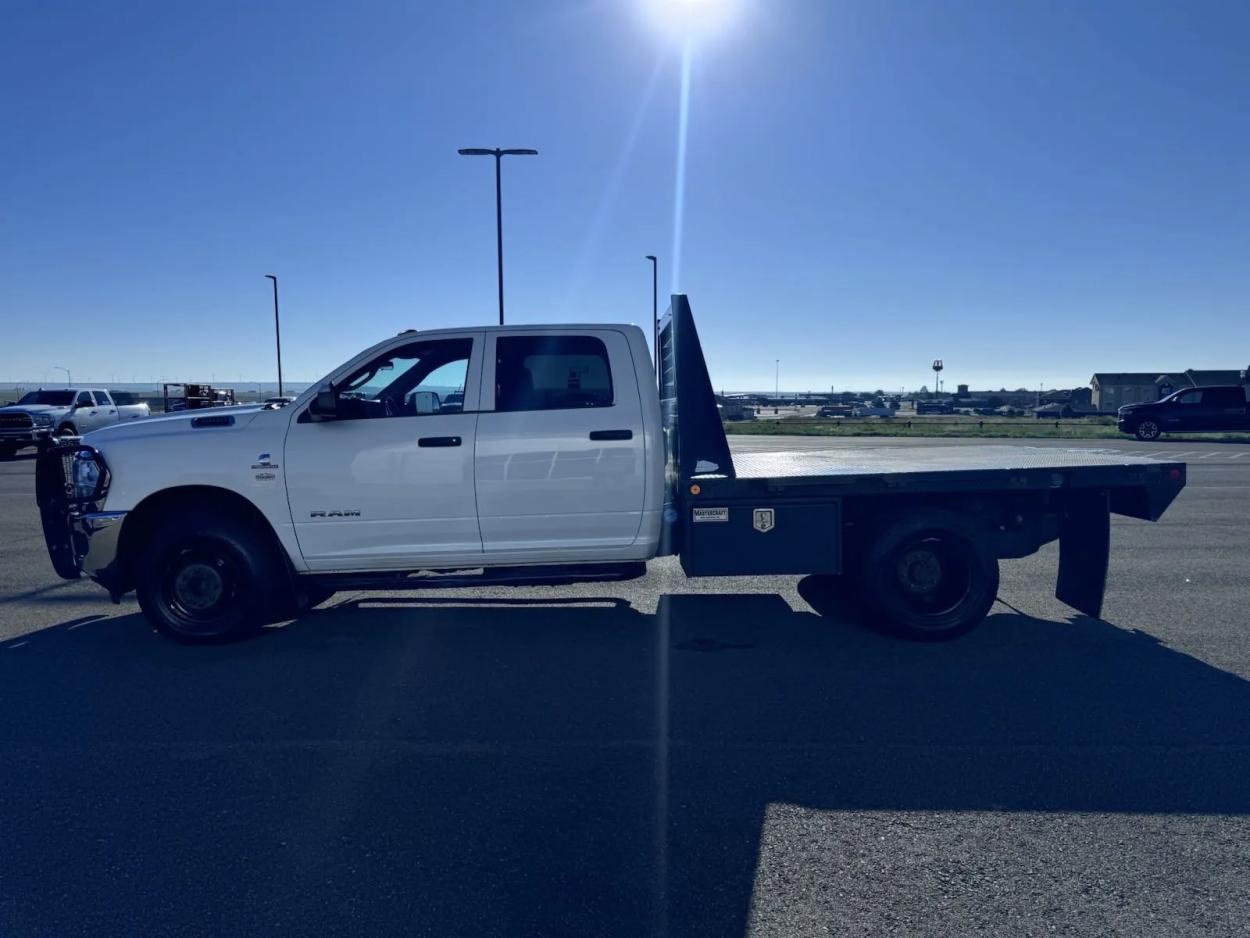 2019 RAM 3500 Chassis Cab Tradesman | Photo 1 of 12