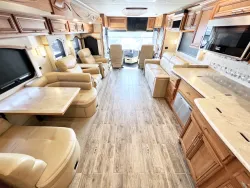 2018 Newmar Ventana 4369 | Thumbnail Photo 5 of 33