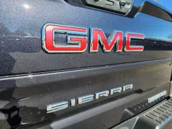 2025 GMC Sierra 1500 Elevation | Thumbnail Photo 13 of 31