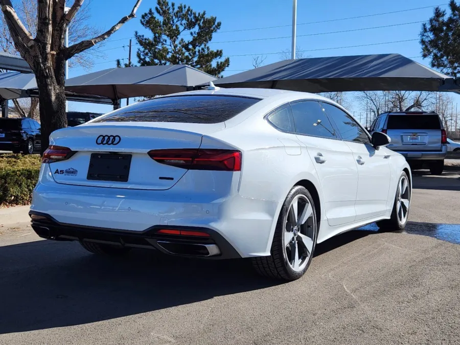 2020 Audi A5 Sportback Premium Plus | Photo 2 of 34