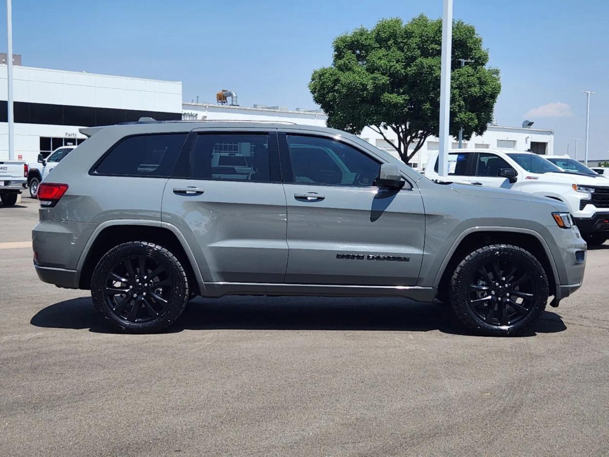 2020 Jeep Grand Cherokee Altitude 