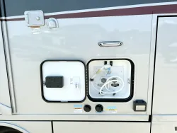 2025 Winnebago Navion 24T | Thumbnail Photo 26 of 27