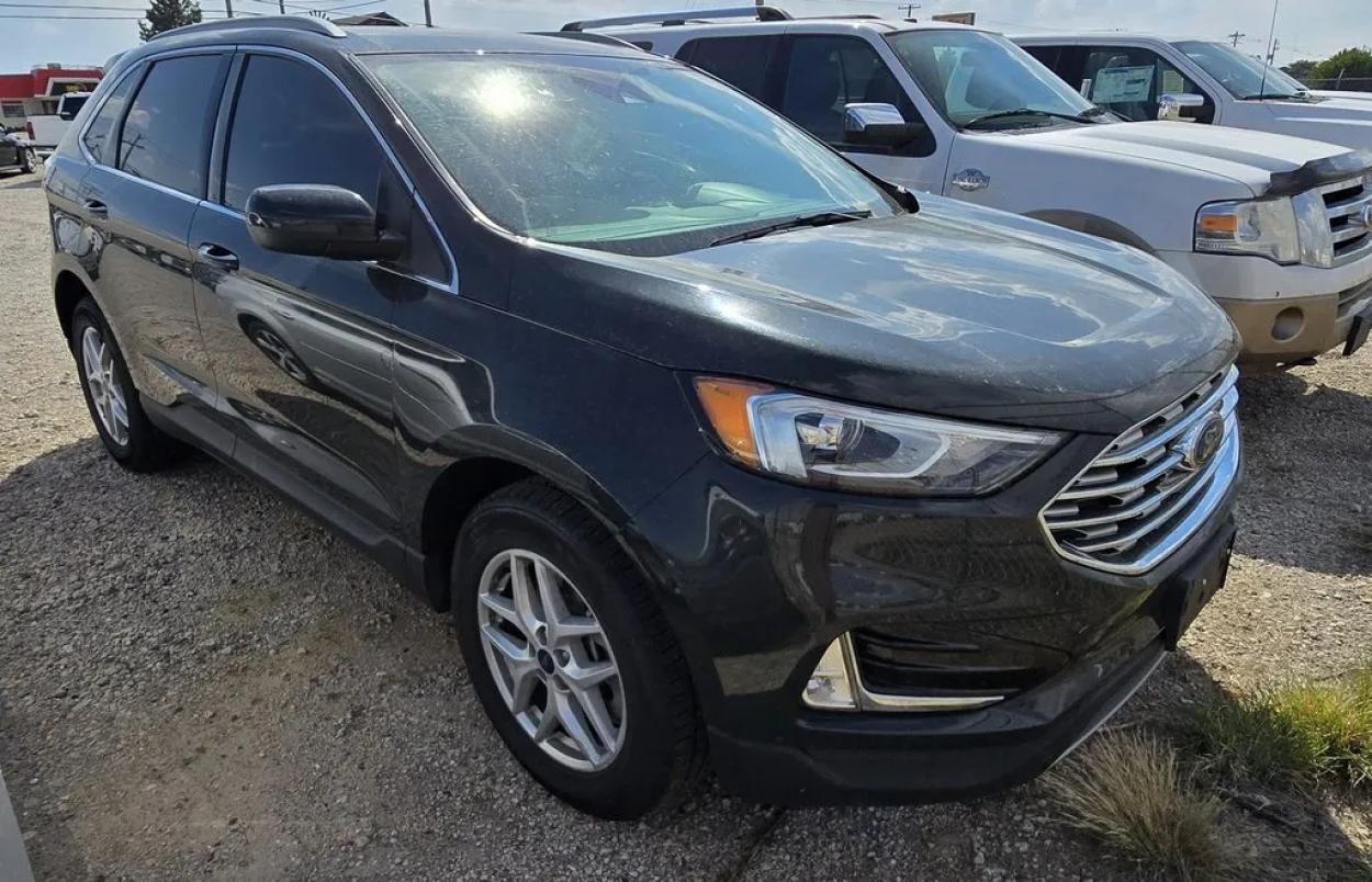 2022 Ford Edge 