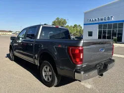 2021 Ford F-150 XLT | Thumbnail Photo 2 of 20