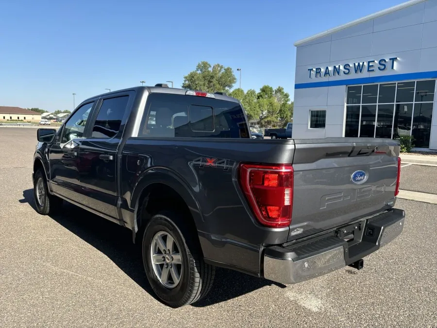 2021 Ford F-150 XLT | Photo 2 of 20