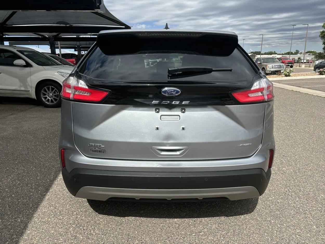 2023 Ford Edge SEL | Photo 3 of 23