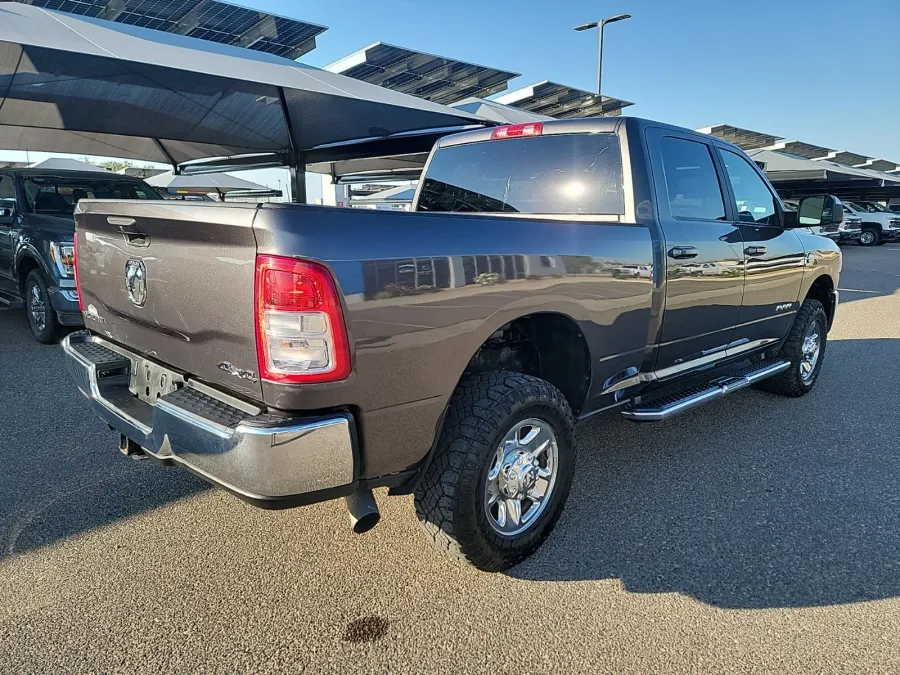 2022 RAM 2500 Big Horn | Photo 5 of 20