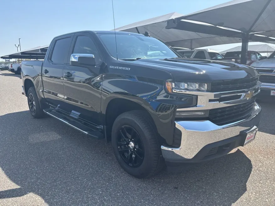 2019 Chevrolet Silverado 1500 LT | Photo 6 of 20