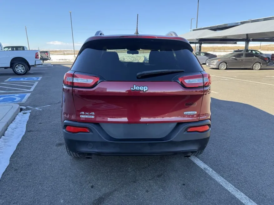 2014 Jeep Cherokee Latitude | Photo 6 of 16