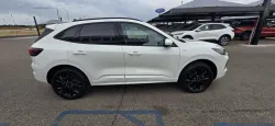 2025 Ford Escape | Thumbnail Photo 4 of 31