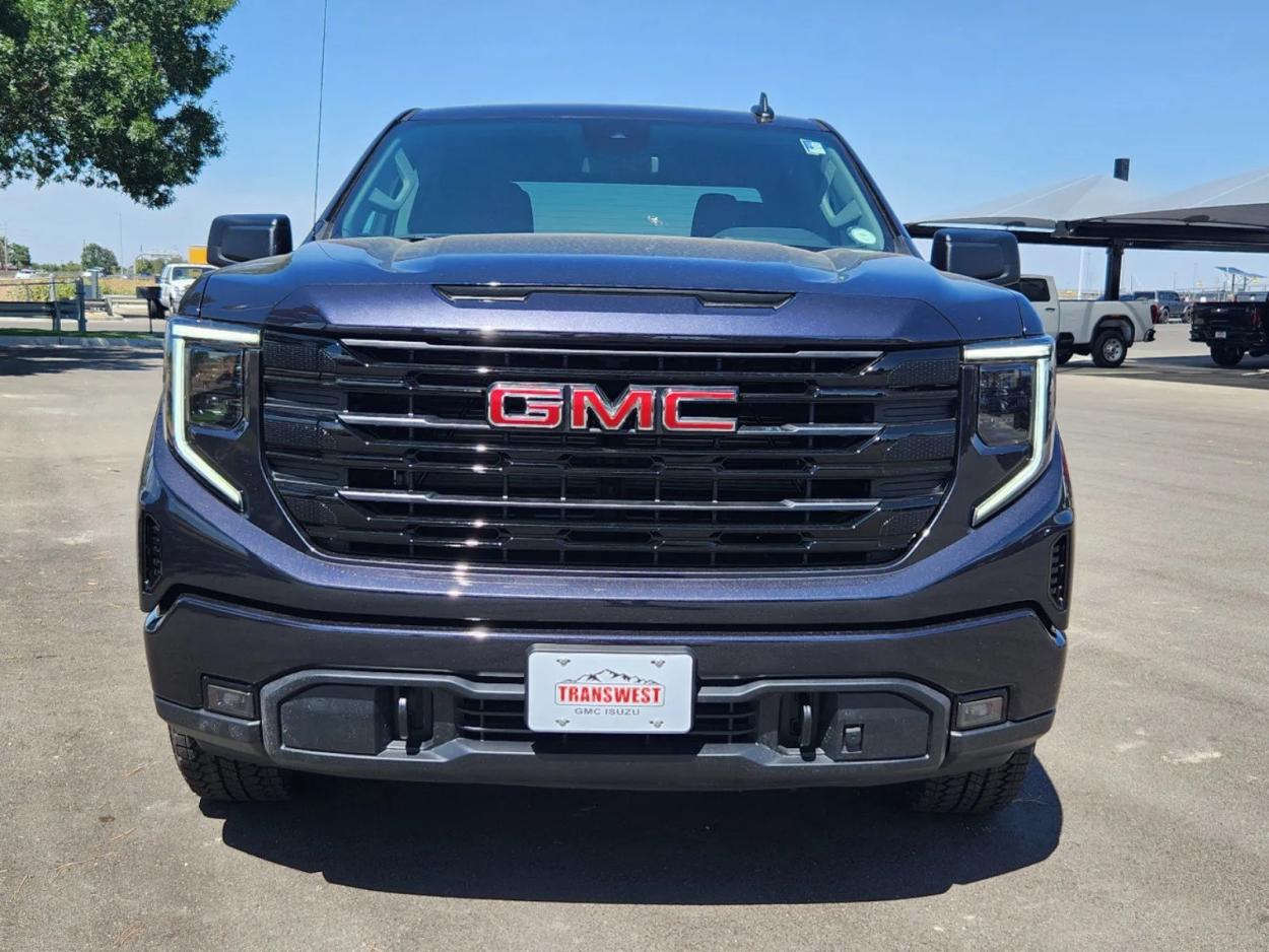 2024 GMC Sierra 1500 Elevation | Photo 4 of 26