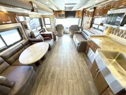 2017 Newmar King Aire 4519 | Thumbnail Photo 5 of 33