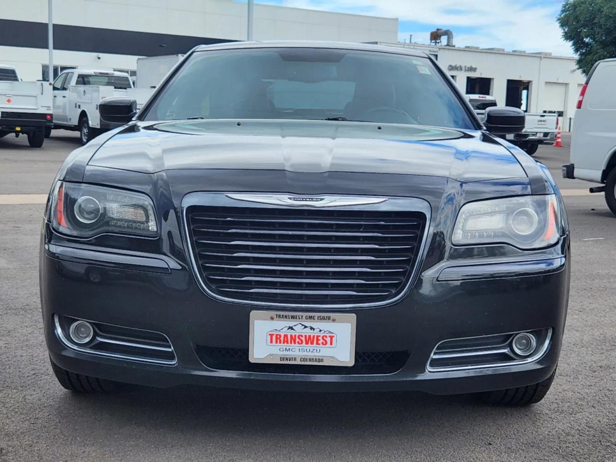 2014 Chrysler 300 300S | Photo 4 of 29