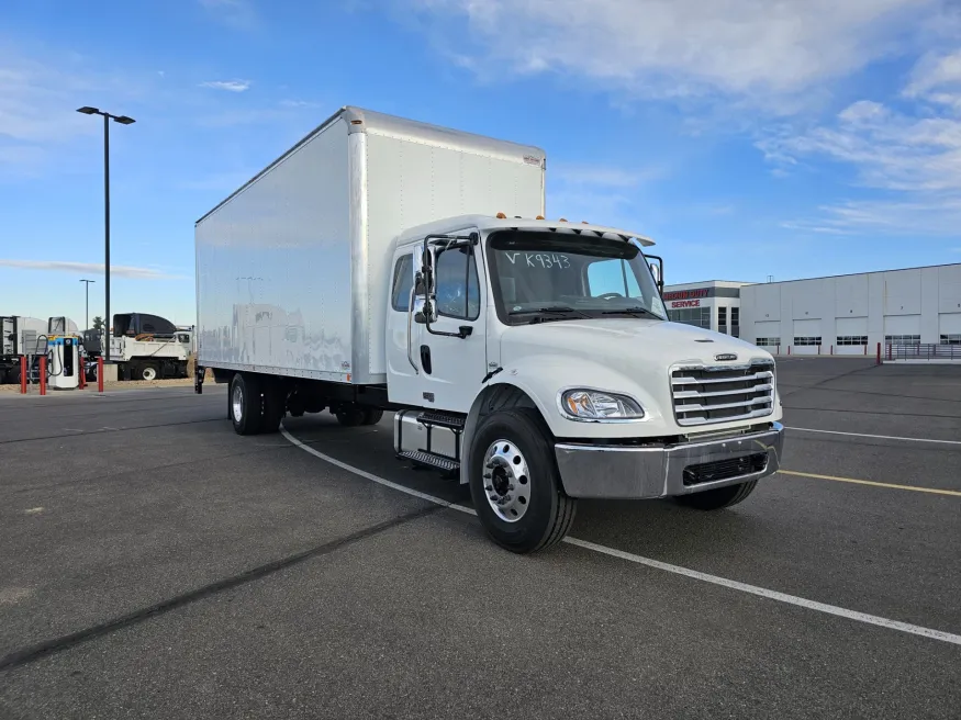 2025 Freightliner M2 106 | Photo 3 of 25