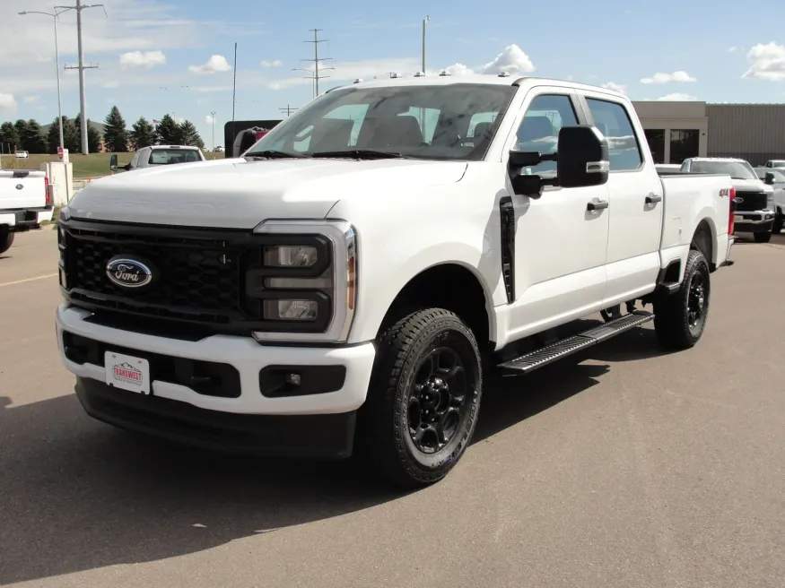 2024 Ford F-250 | Photo 1 of 13