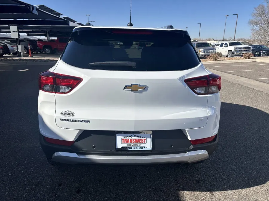 2025 Chevrolet Trailblazer LT | Photo 3 of 20