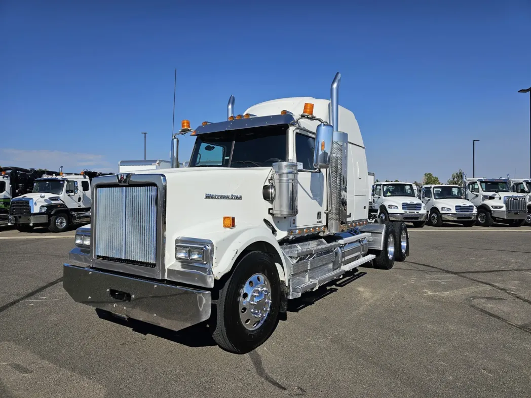 2019 Western Star 4900FA 