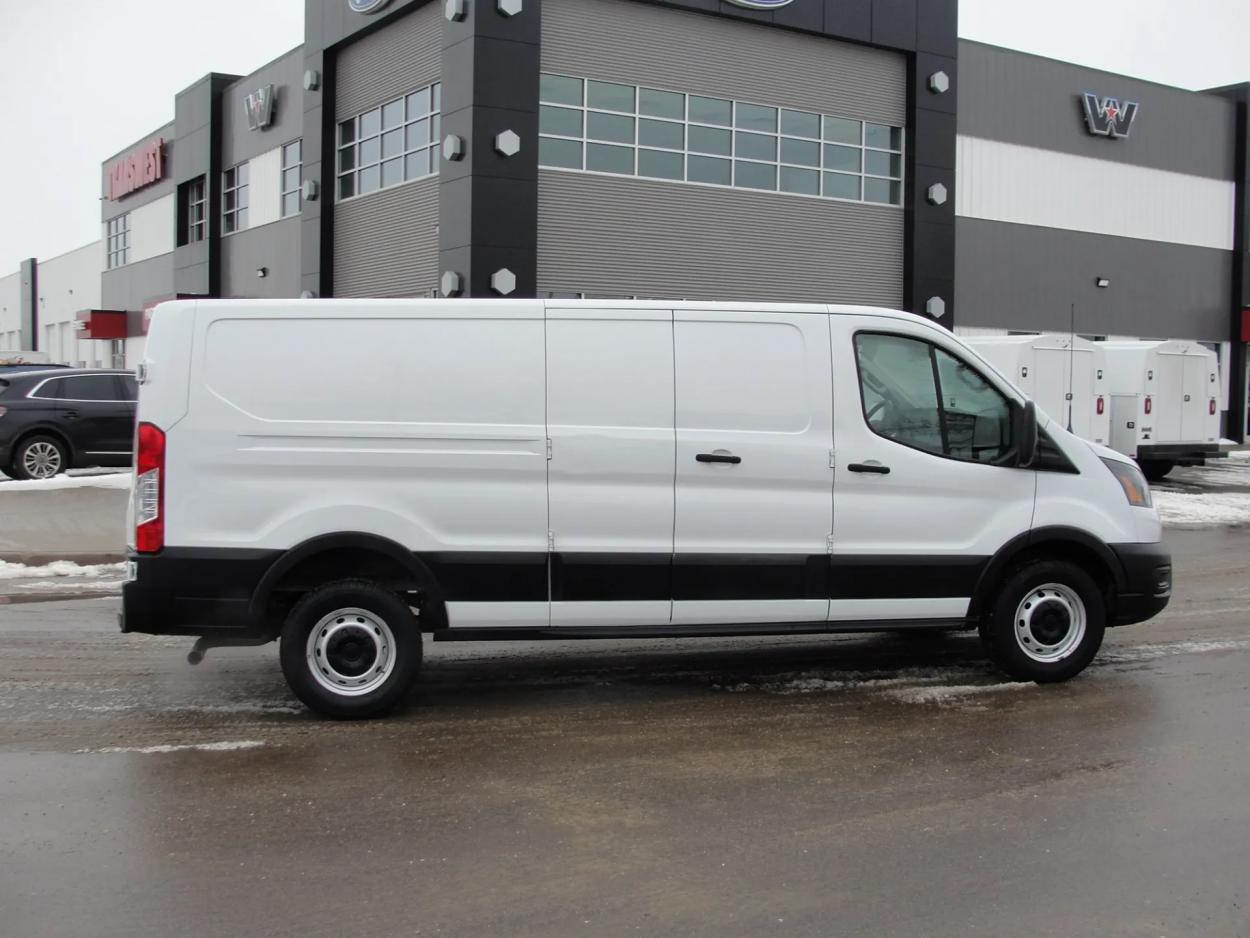 2021 Ford Transit | Photo 6 of 11