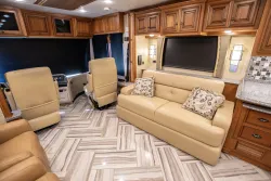 2017 Newmar Dutch Star 4054 | Thumbnail Photo 8 of 11