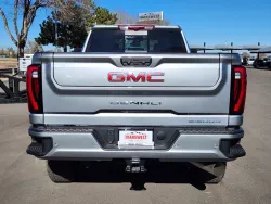 2025 GMC Sierra 3500HD Denali | Thumbnail Photo 12 of 31