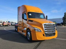 2025 Freightliner Cascadia 126 | Thumbnail Photo 3 of 22