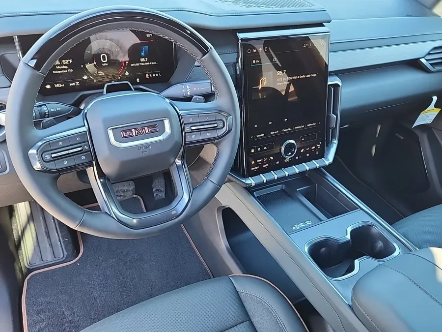 2025 GMC Acadia AWD AT4 | Photo 6 of 26