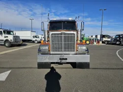 2020 Western Star 4900FA | Thumbnail Photo 2 of 16