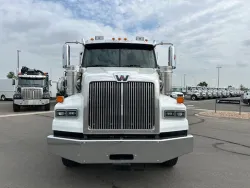 2020 Western Star 4900SA | Thumbnail Photo 2 of 18