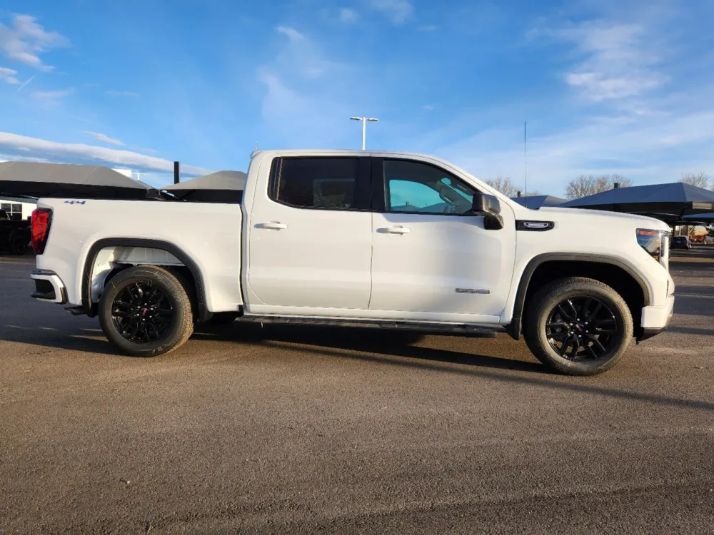 2025 GMC Sierra 1500 Elevation