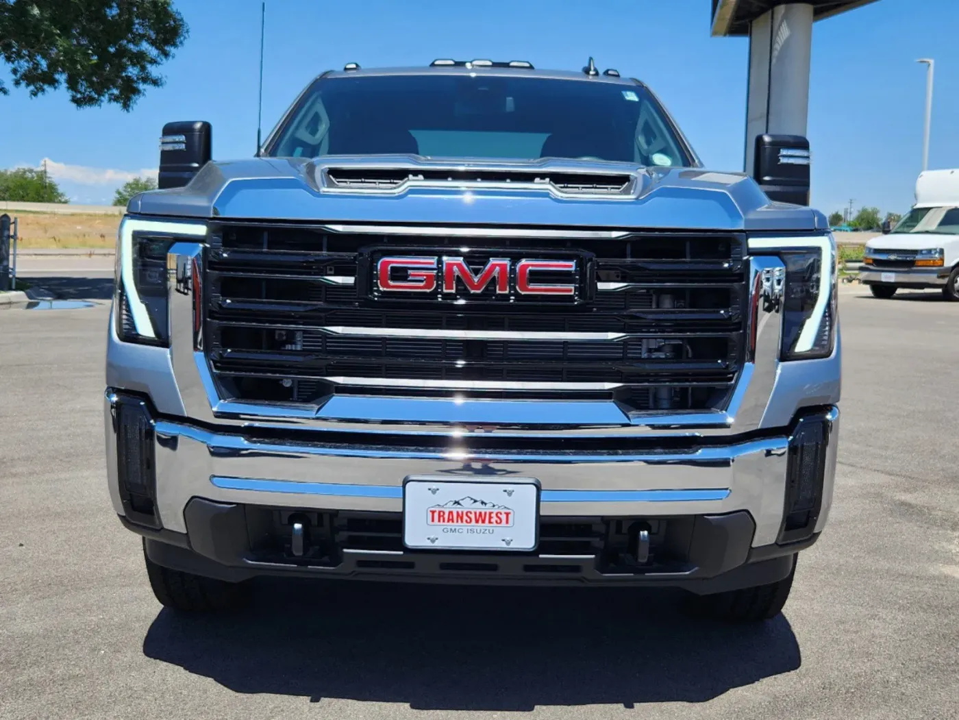 2024 GMC Sierra 2500HD Pro | Photo 4 of 23